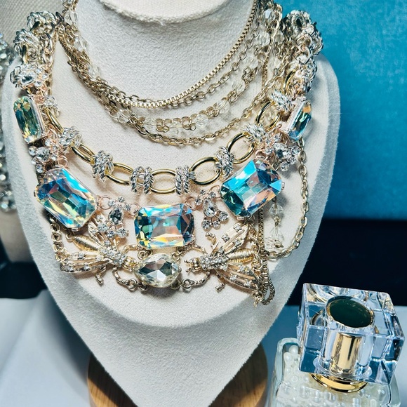 Statement Jewelry & Accessories Bundle 10 pc Set - Picture 3 of 9